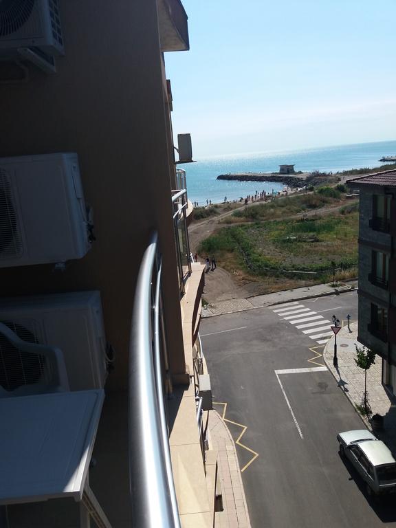 Golden Sea View Apartments 1 Поморие Экстерьер фото